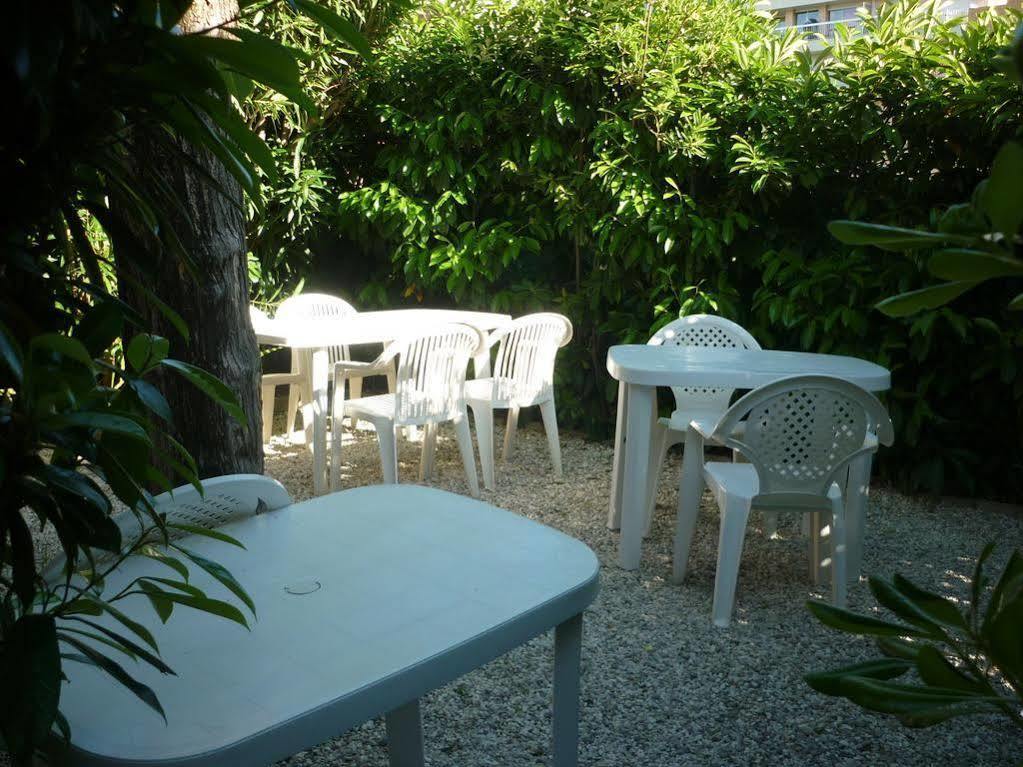 Ideal Antibes